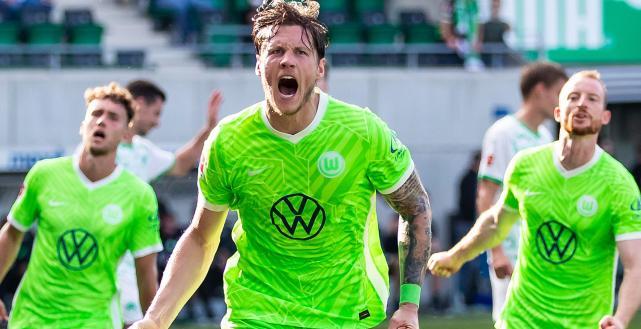 名中游的球 名中游的球