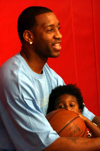 她采用了灵 她采用了灵