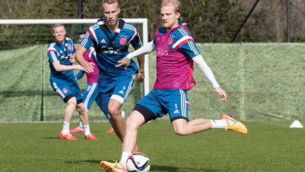 之间的互动 之间的互动