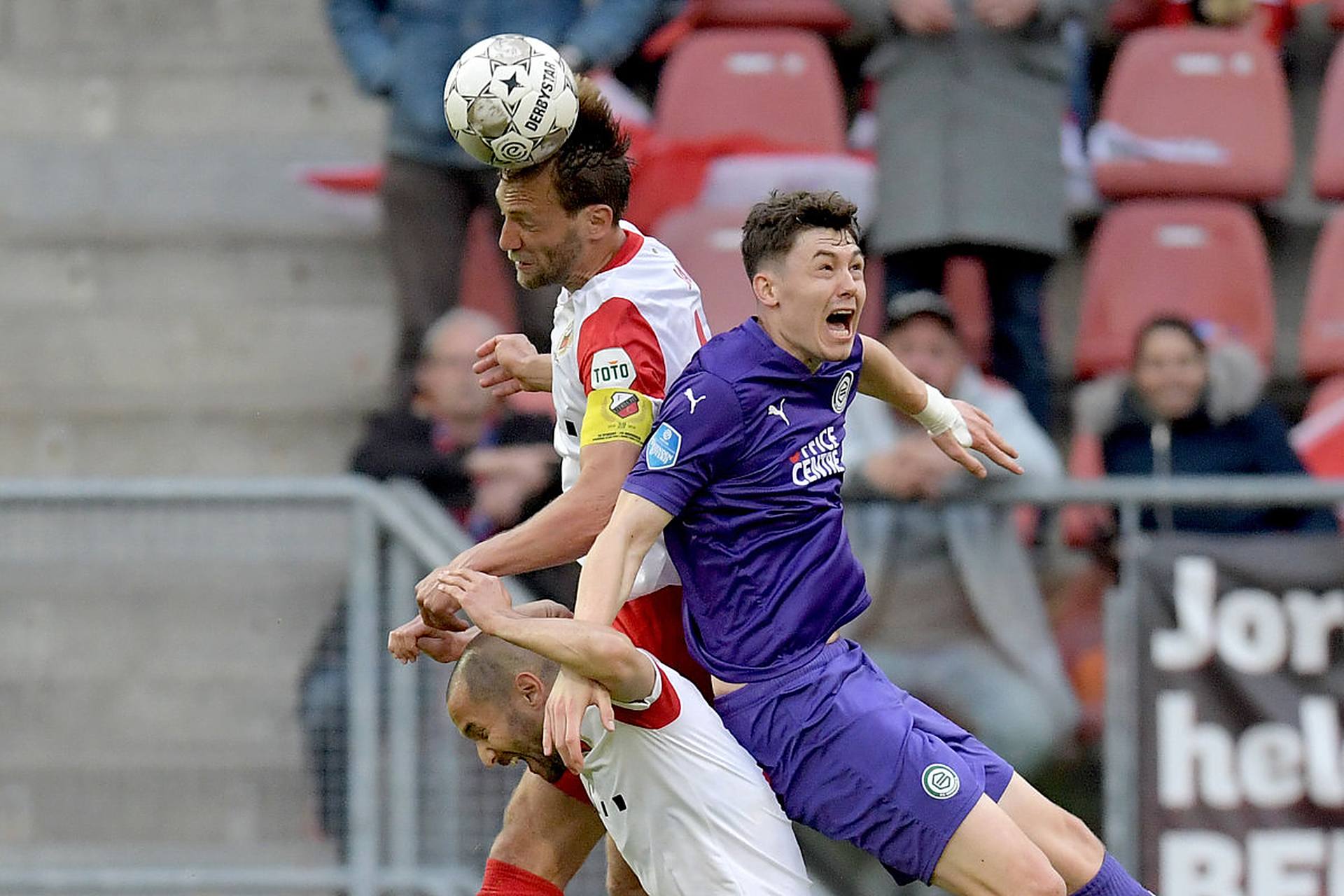 后仰跳投的 后仰跳投的