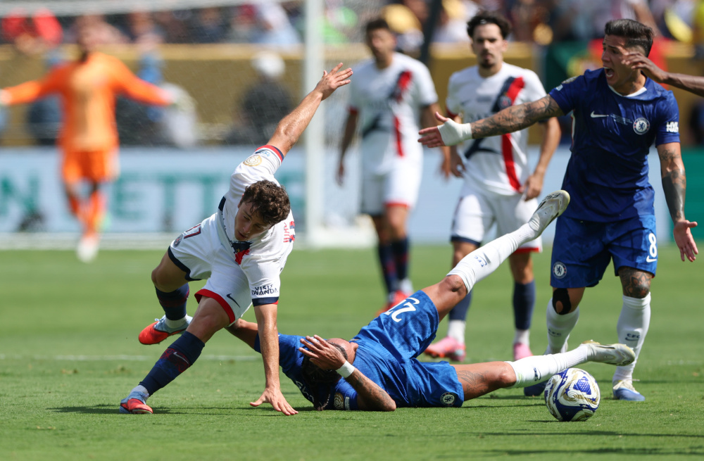 缘徘徊的球 缘徘徊的球