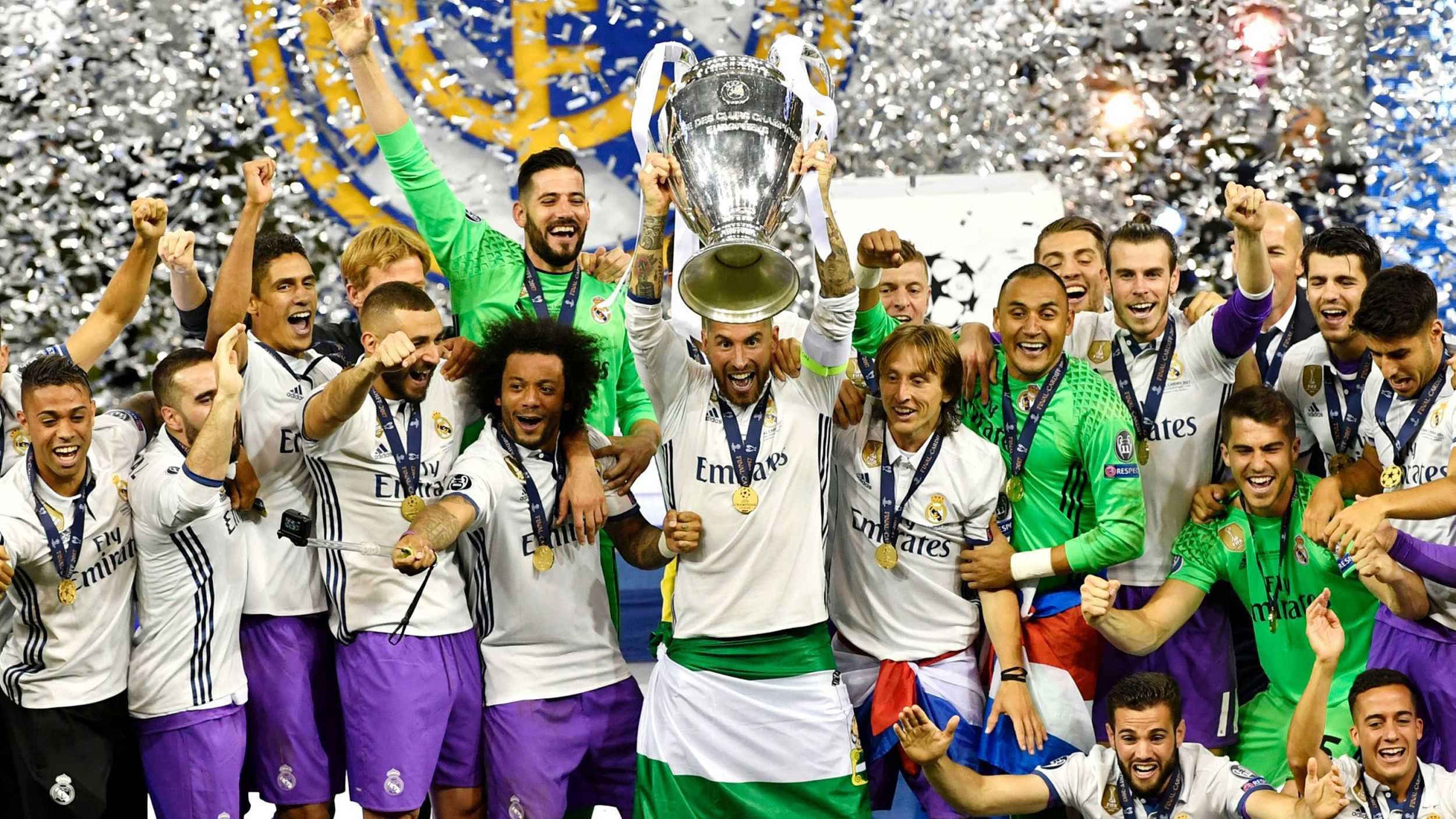 与队友逐一 与队友逐一